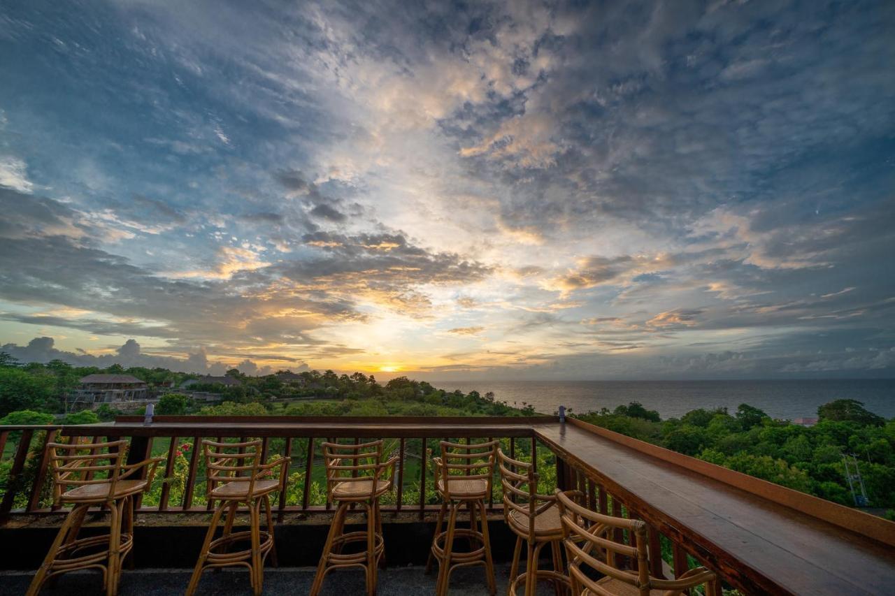 Dreamland View Hotel อูลูวาตู ภายนอก รูปภาพ